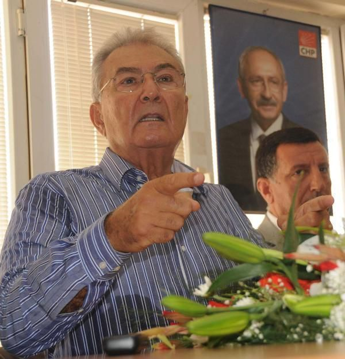 Deniz Baykal\'a Disiplin Soruşturması İddiası