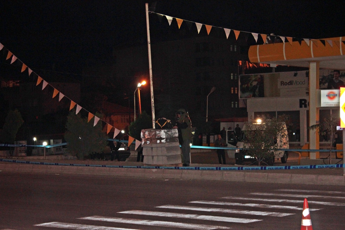 Dinlenme Tesisinde Şüpheli Çanta Paniği