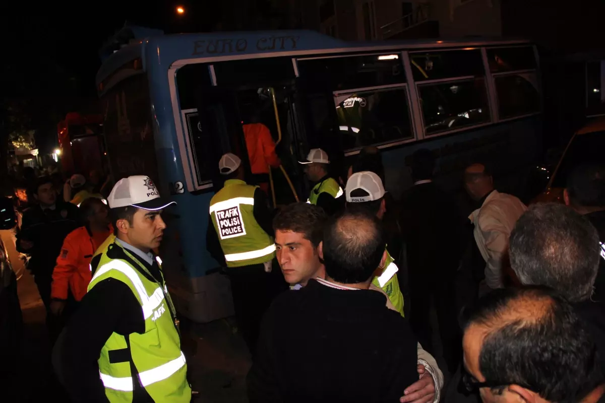 Erzurum\'daki Trafik Kazası