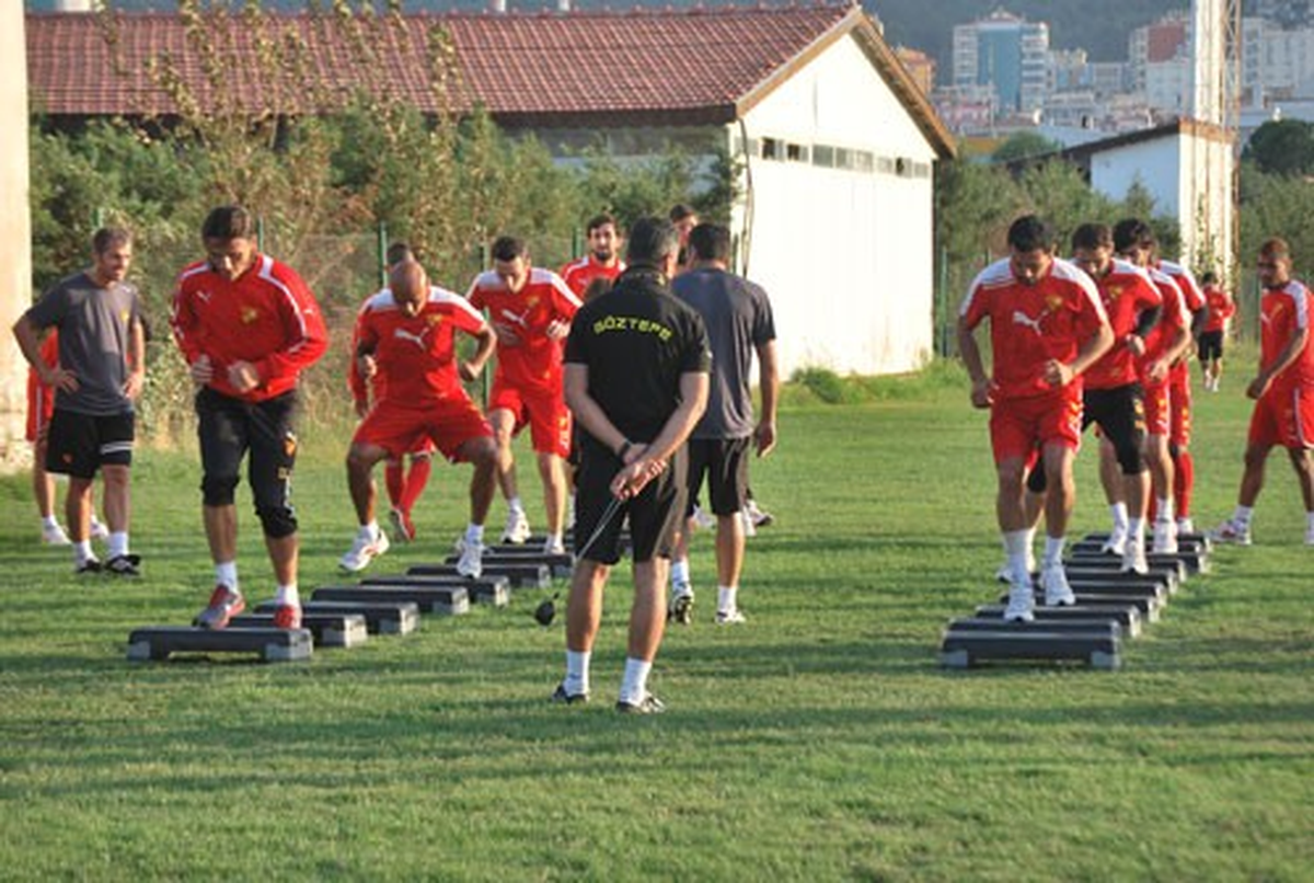 Göztepe\'de Çifte Mesai