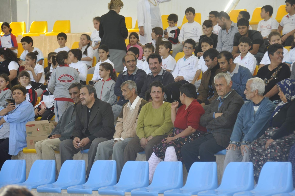Güçsüzler Yurdu Sakinleri Fok Evinde Gösteri İzlediler