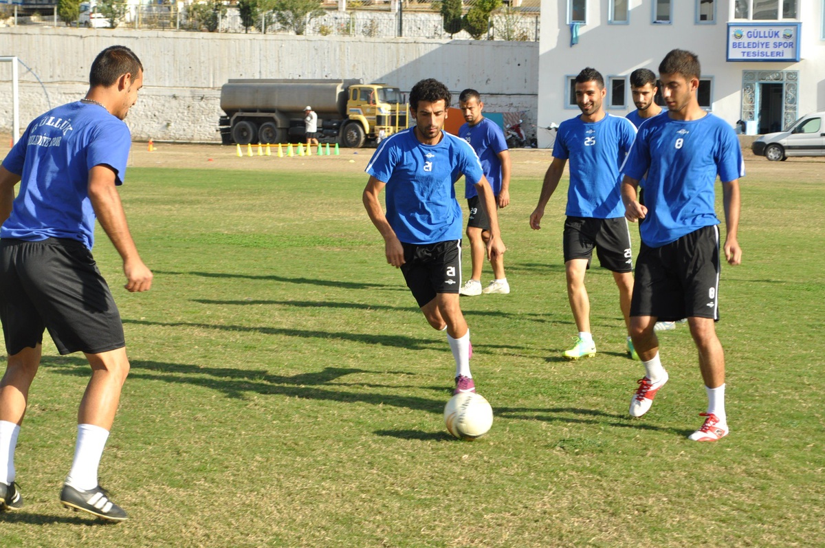 Güllük Belediyespor İçmeler Belediyespor Maçına Hazırlanıyor