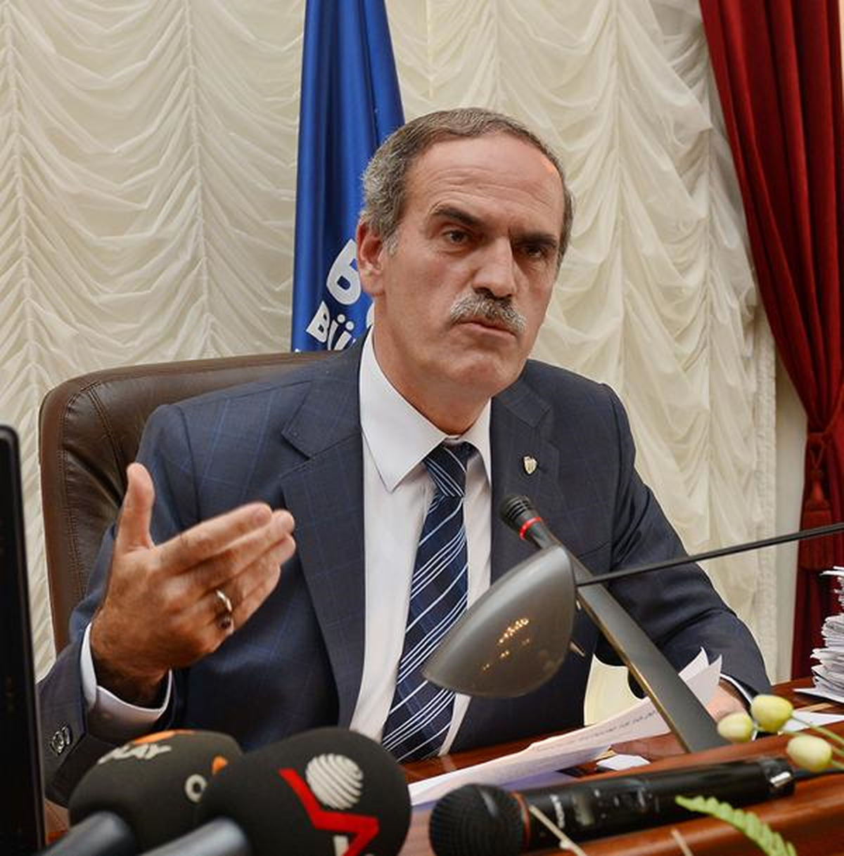 İdo\'ya Rakip, \'Hüdavendigar\' Gemisi Geldi
