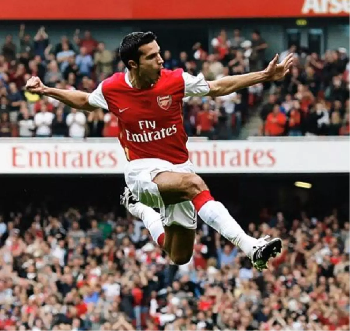 İngiltere\'de Bilet Fiyatları, Enflasyon Oranının 5 Katı Arttı