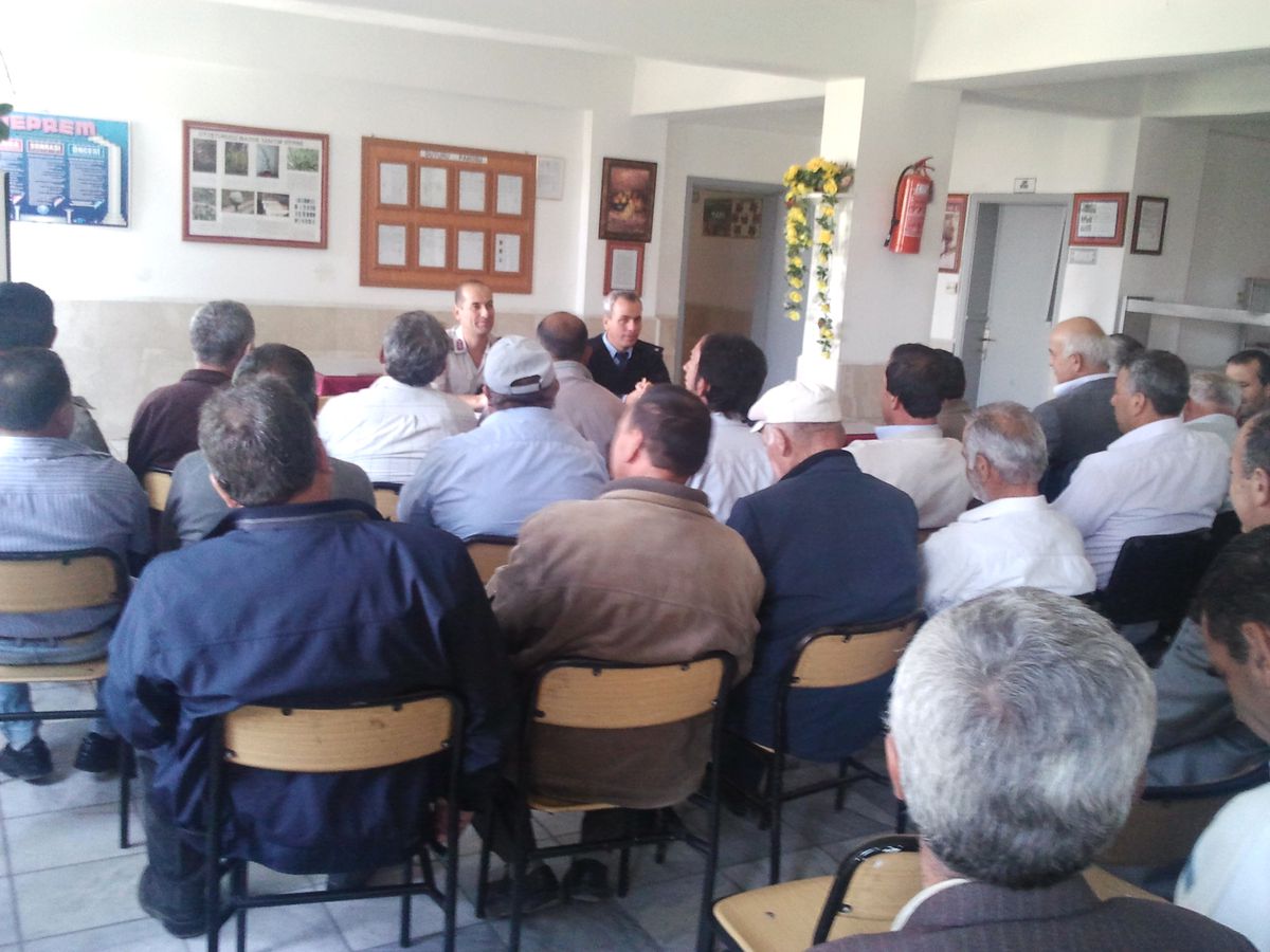 Jandarma, Muhtarlar ve Kooperatif Başkanları ile Toplandı