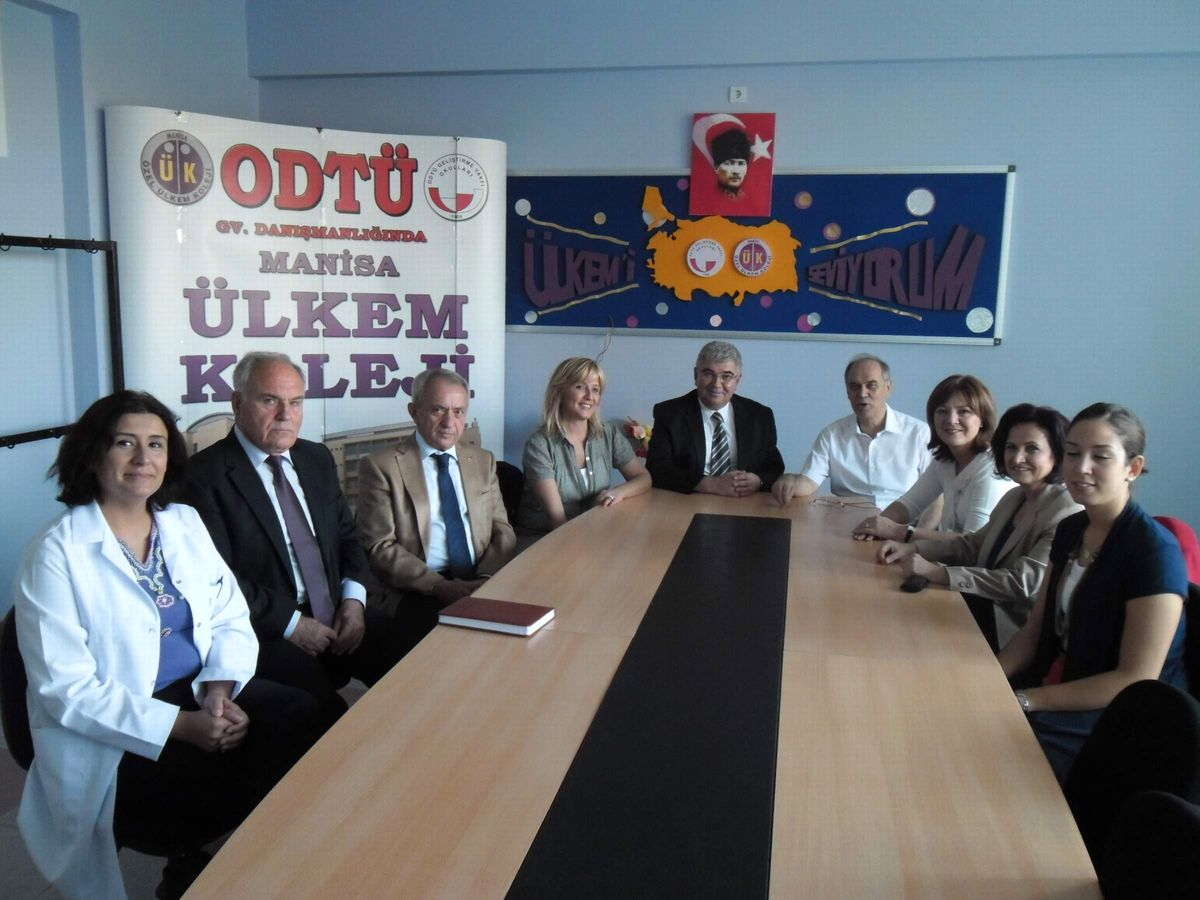 ODTÜ Koordinatörleri Ülkem Koleji\'nde