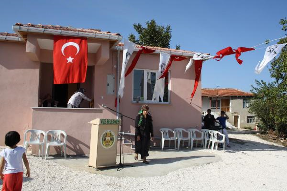Şehit Babasına Yeni Ev