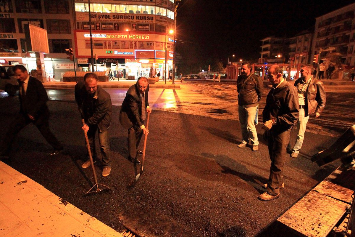 Van Belediyesi\'nden Gece Mesaisi