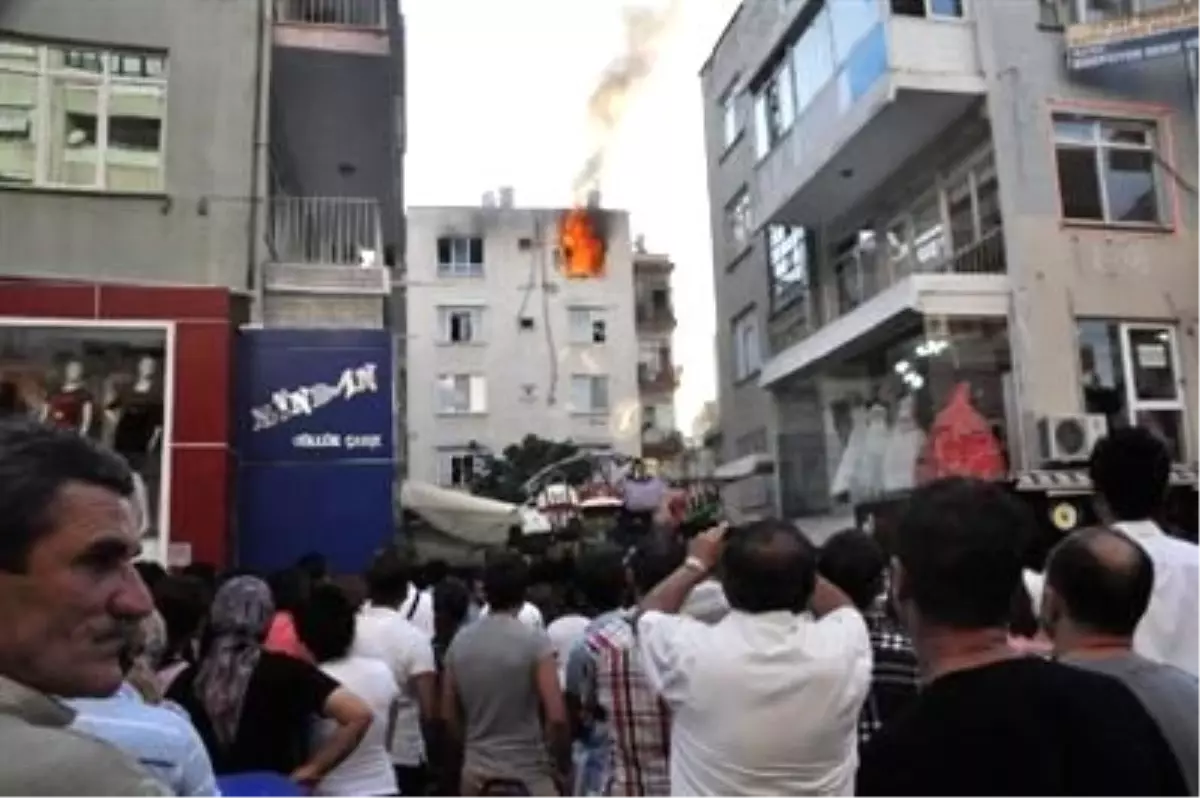 Yangına Müdahaleye Vatandaş ve Park Engeli