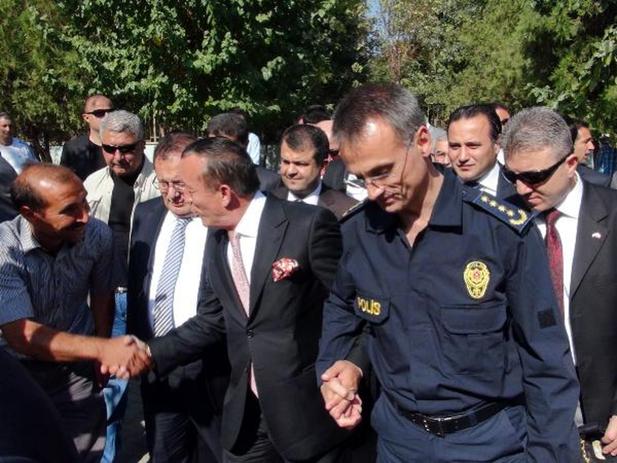 Ağaoğlu, Diyarbakır\'da 9 Okulun Onarımını Tamamladı