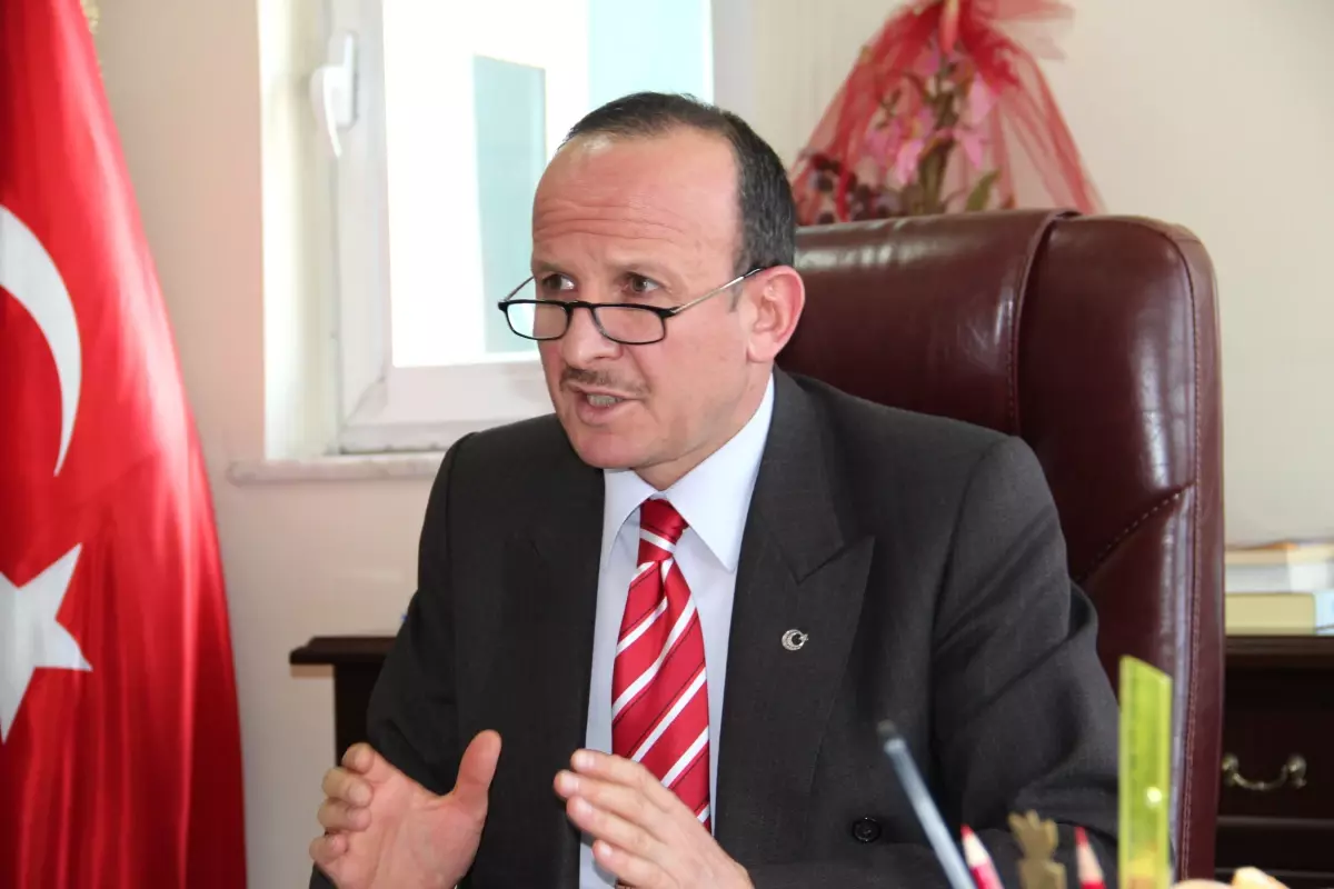 Ardahan Müftüsü Akın."Kurban, Koyun, Keçi, Sığır, Manda ve Deveden Olur."