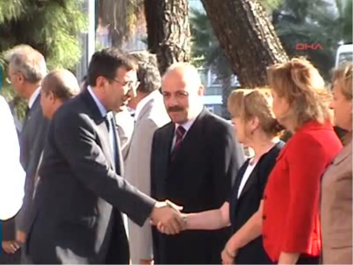 Bakan Yılmaz Samsun\'da Kent Müzesini Gezdi