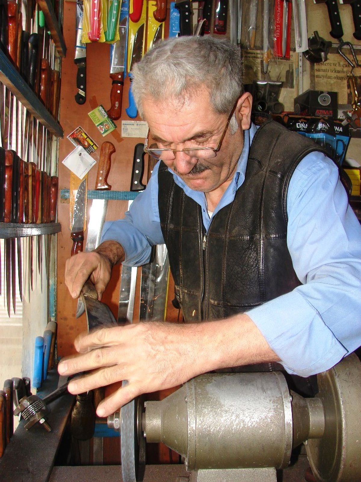 Bıçakçılar Bayram Mesaisine Başladı