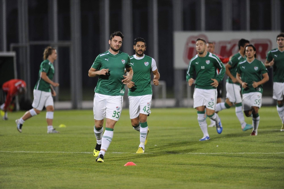 Bursaspor Zorlu Fenerbahçe Sınavın\'da