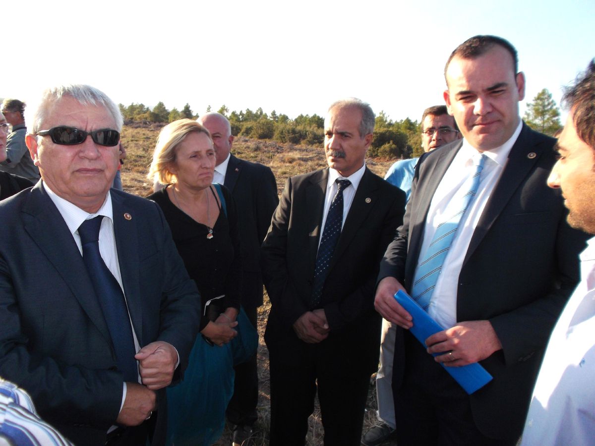 CHP\'li Milletvekilleri Termik Santralin Yapılacağı Yerde İnceleme Yaptı