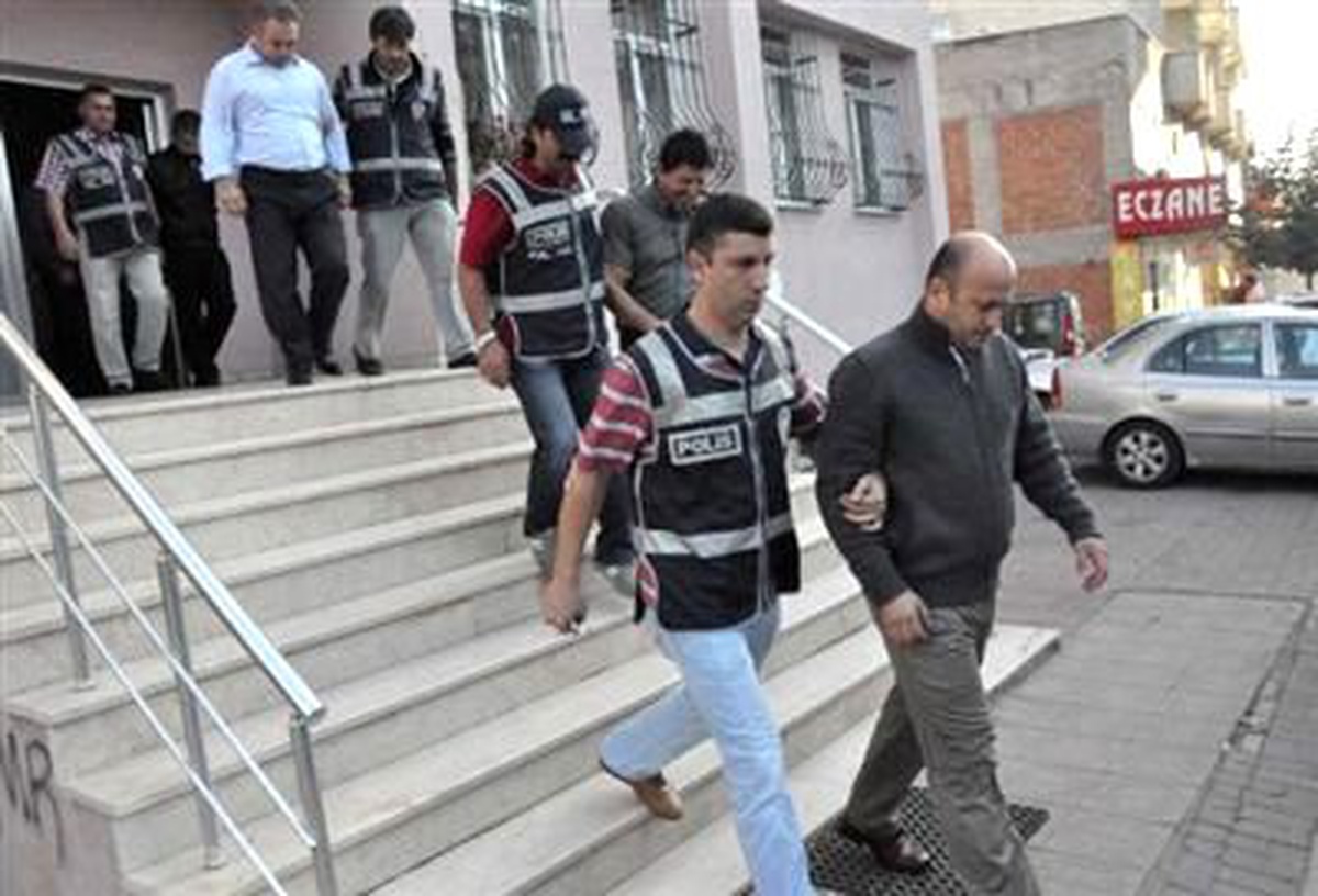 Hastanede İhale Yolsuzluğu Şüphelileri Adliyede
