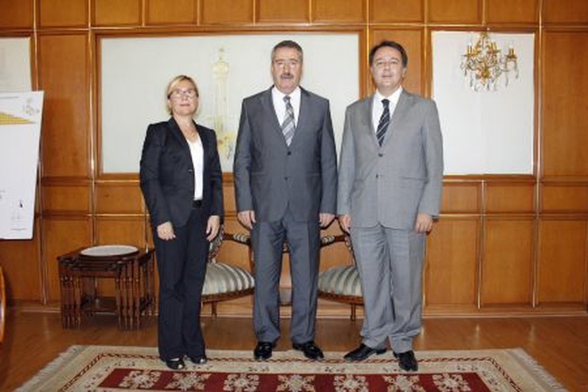 İzmir\'i Londra\'da Tanıtacaklar