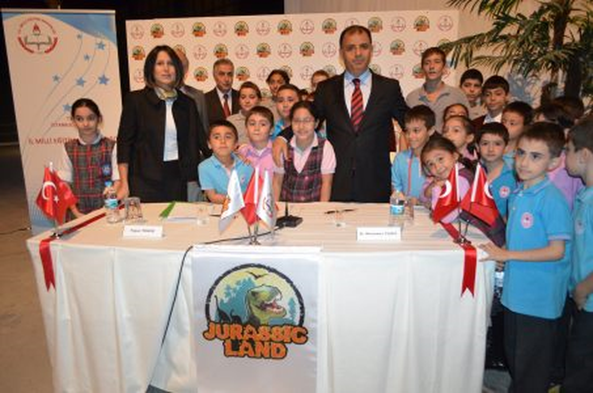 Jurassıc Land\'ın Eğitime Katkıları Devam Ediyor