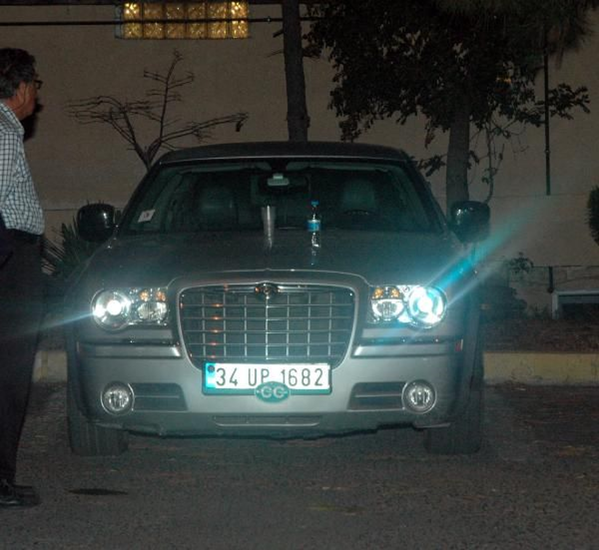 Konsolos, Yelken Kulübünde Ölü Bulundu