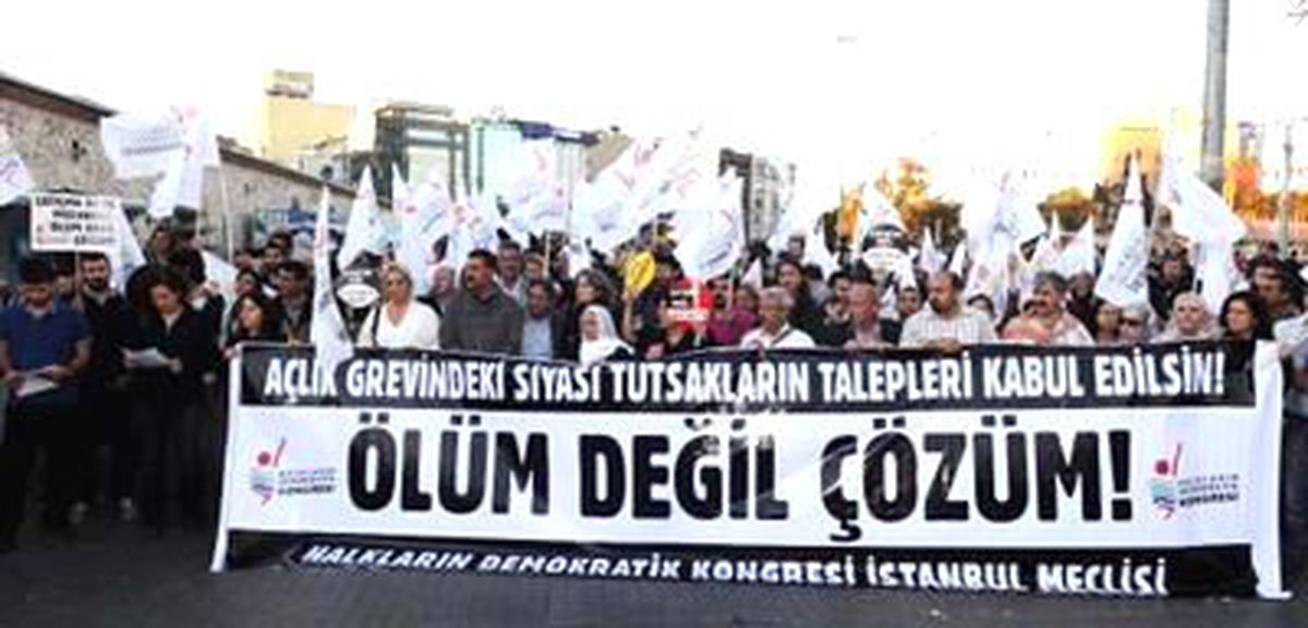 Milletvekillerinden Açlık Grevi Protestosuna Destek