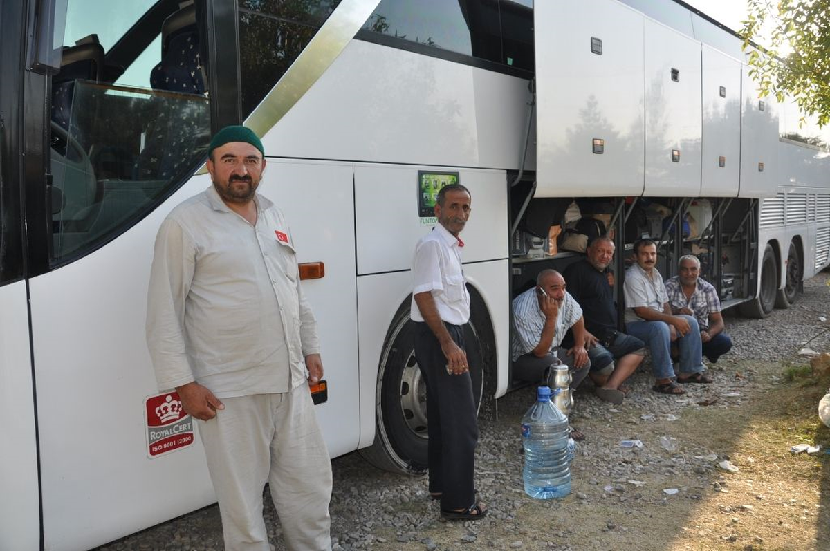 Silopi\'de Hacı Adaylarının Bekleyişi Sürüyor