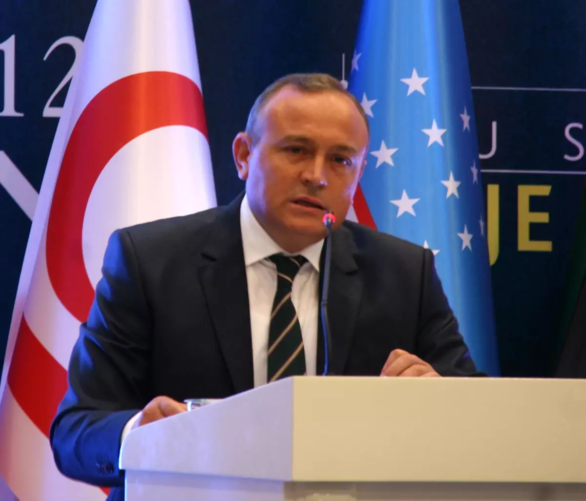 Trabzon Valisi Kızılcık."2012 Yılı İçinde Gönderilen Fon Kapsamında 917 Kişi, 9 Ay Süreyle Kamu...