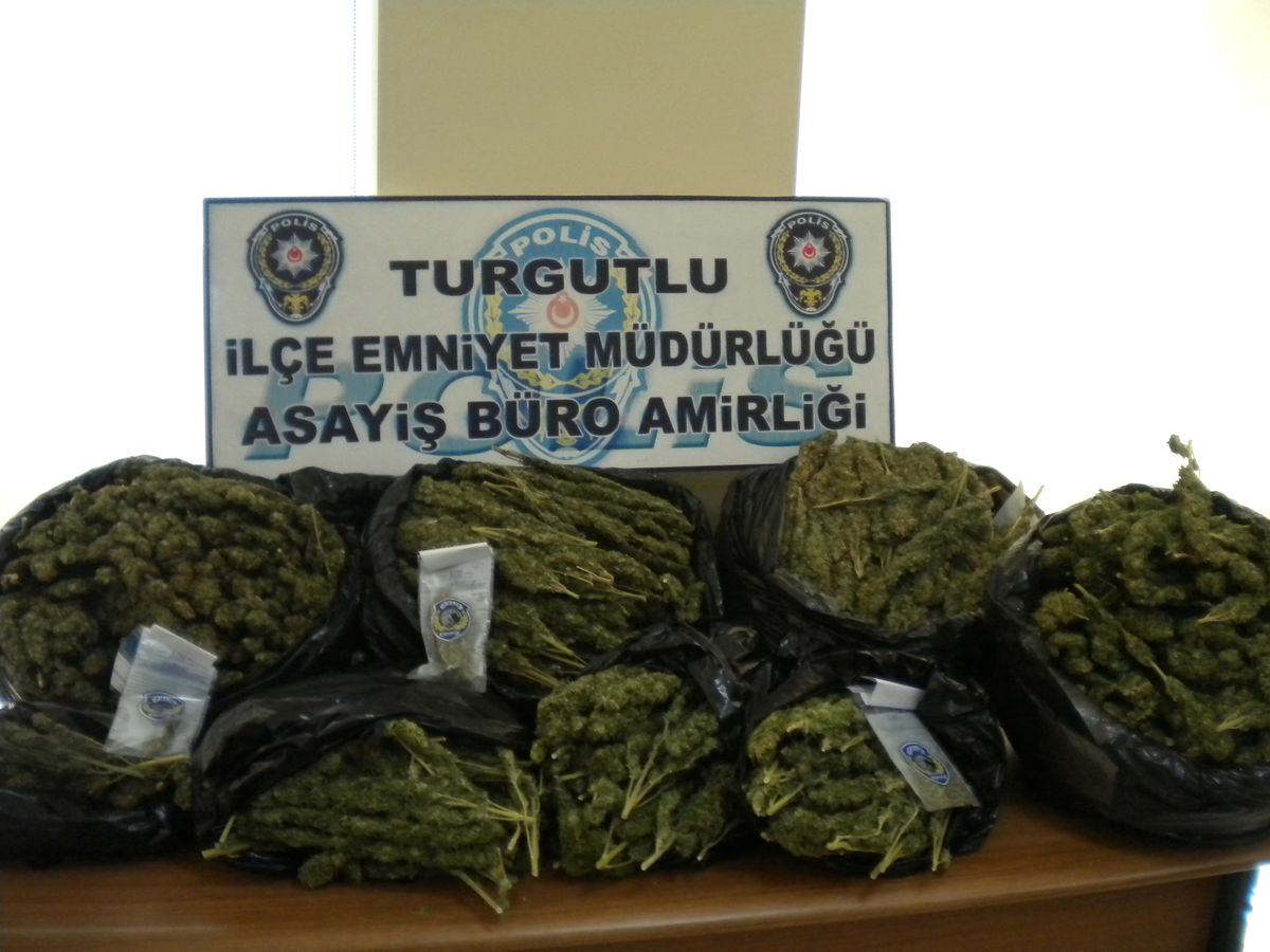 Uyuşturucu Tacirlerine Geçit Yok
