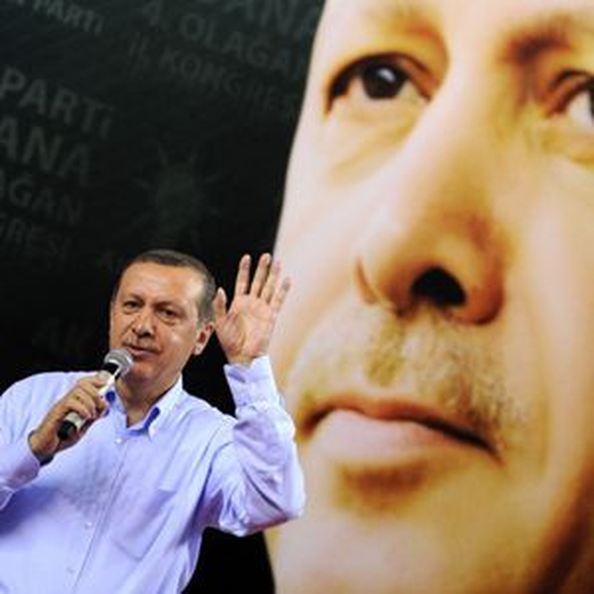 Başbakan Recep Tayyip Erdoğan, "İleri Demokrasiye Evet Ama Sınırsız Demokrasiye Hayır."