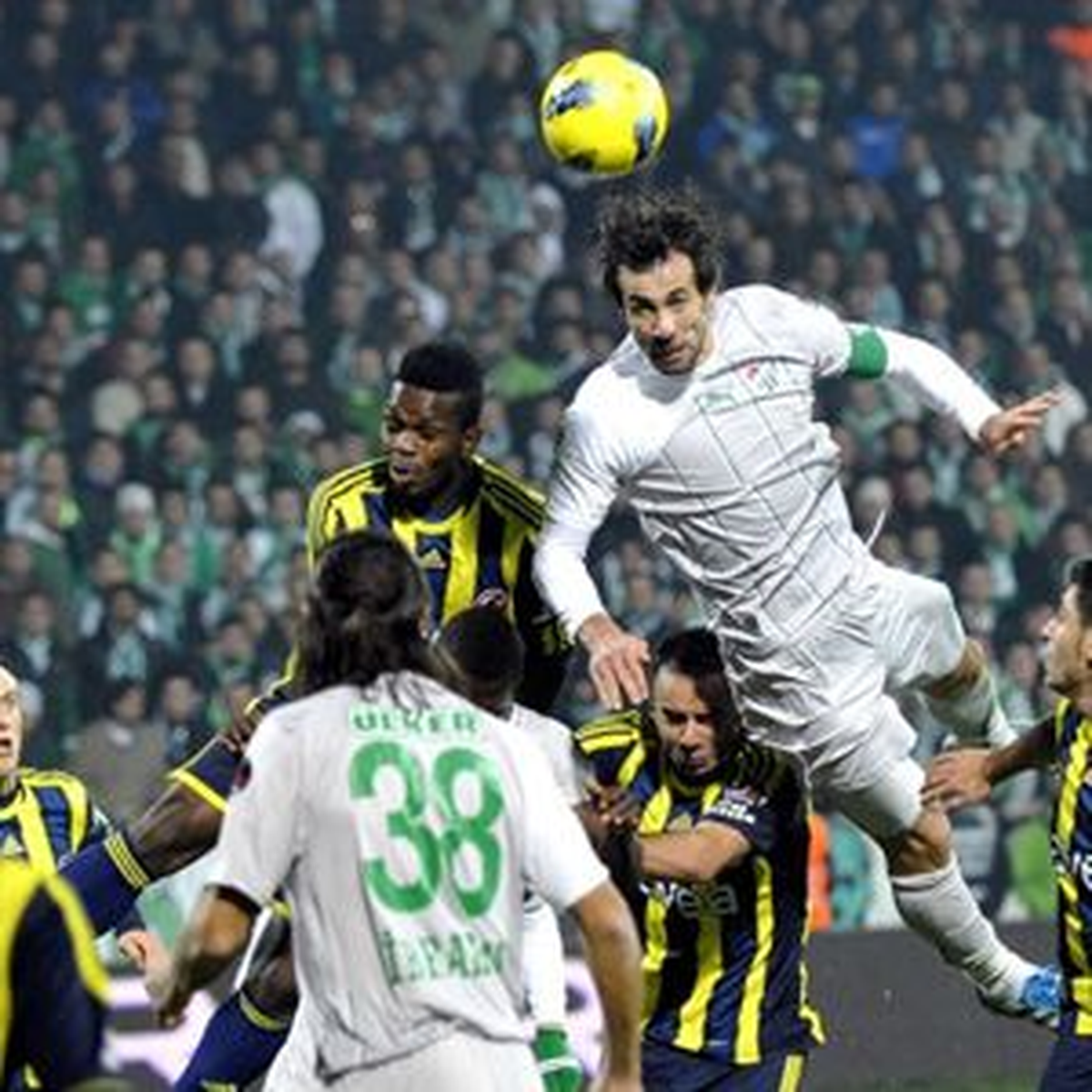 Bursaspor-Fenerbahçe Kadroları