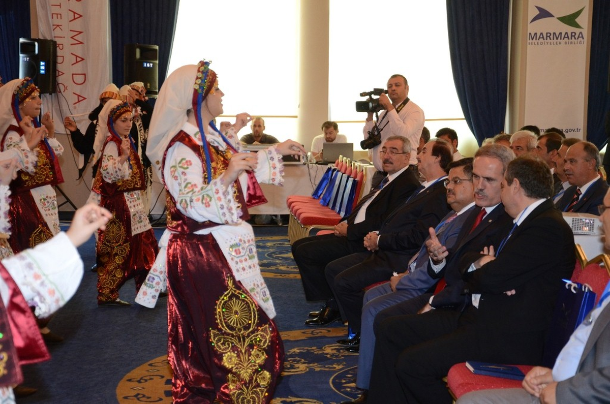 Büyükşehir Yasasını Değerlendiren Altepe, "Sıkıntılar Ancak Büyükşehir Çözülür"