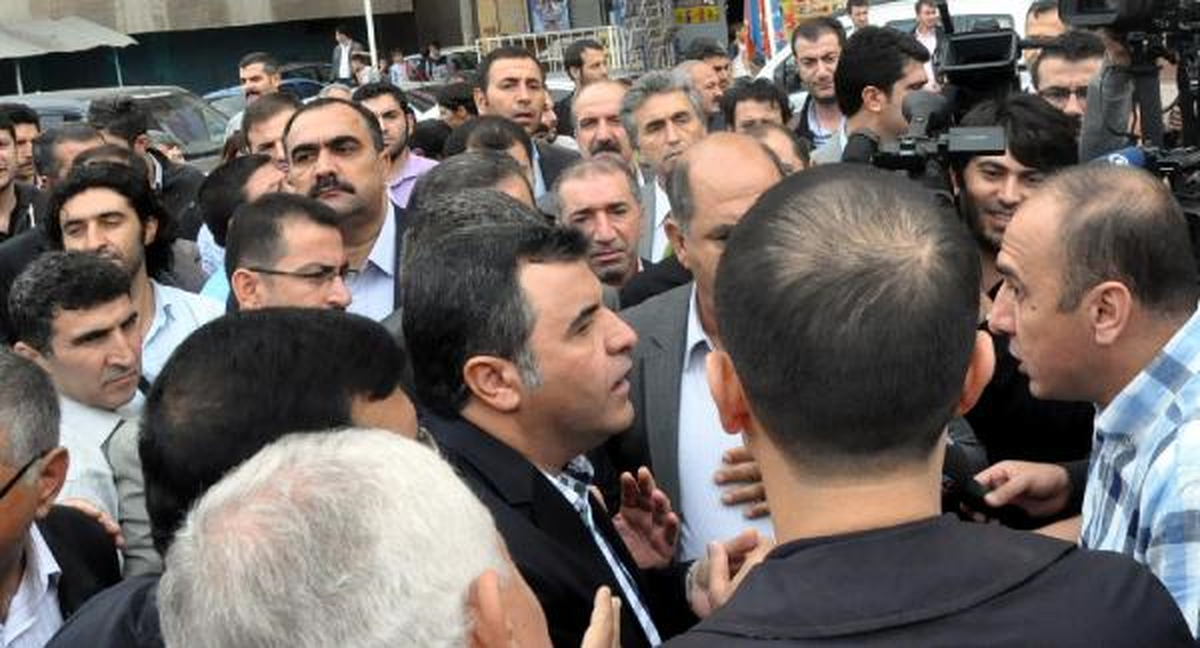 Açlık Grevlerine Başbakan El Atsın Çağrısı