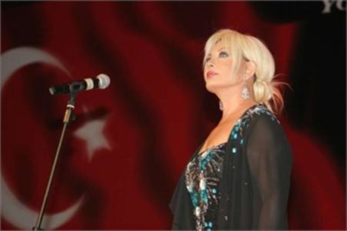 Emel Sayın, Kurban Bayramı\'nda Güral Afyon\'da
