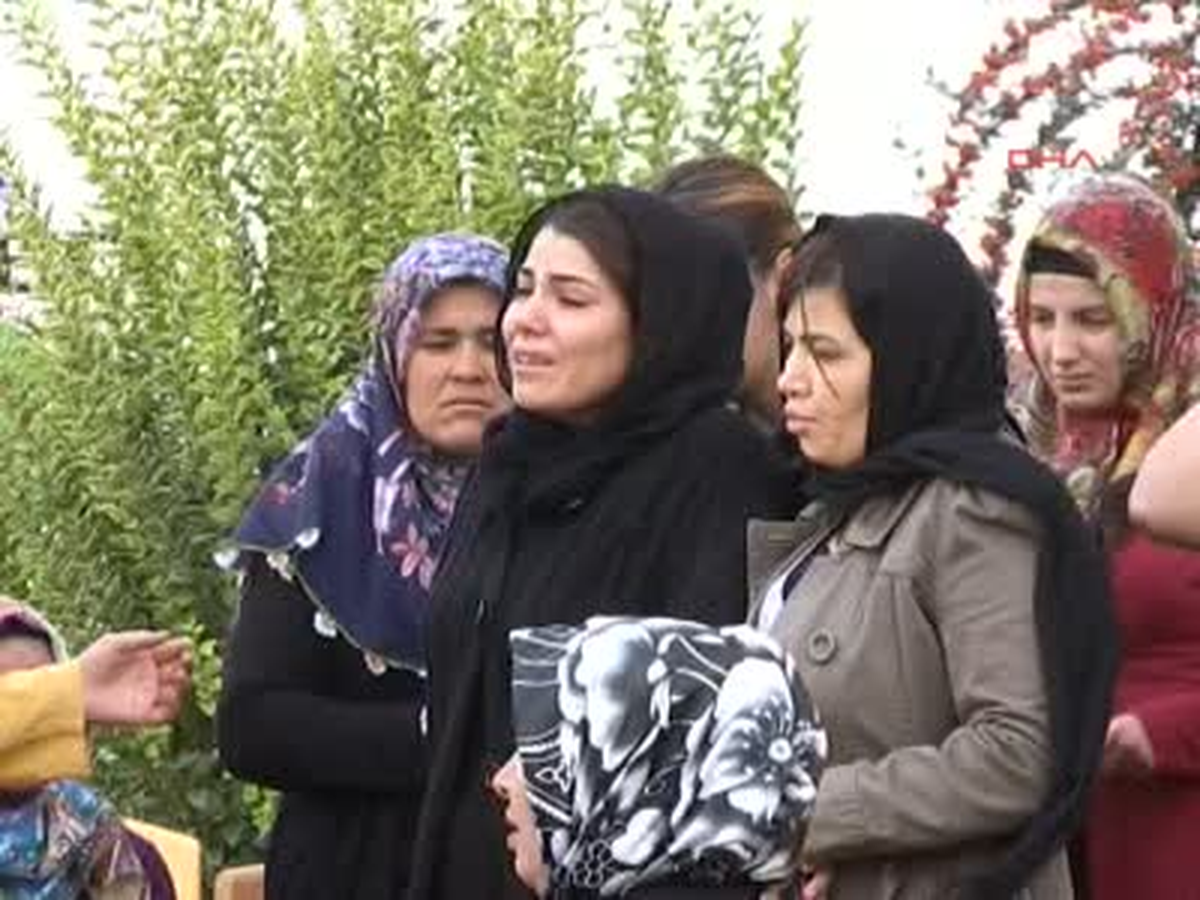 Gaziantep Aşkımı Bensiz Nereye Götürüyorsunuz? 3 Ay Önce Evlenen Şehit Polis, Baba Olmaya...