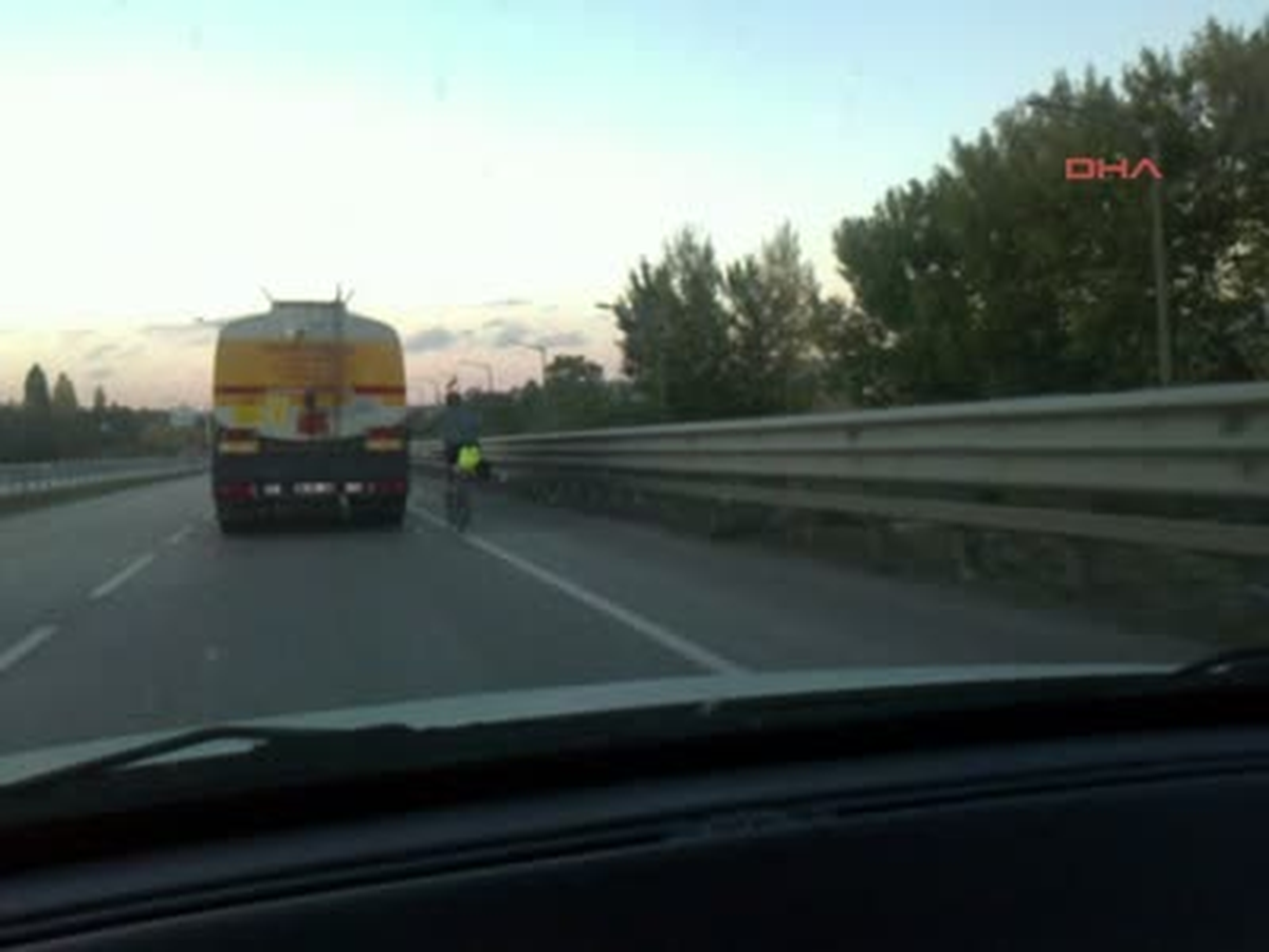 Yollar Böylesini Görmedi!