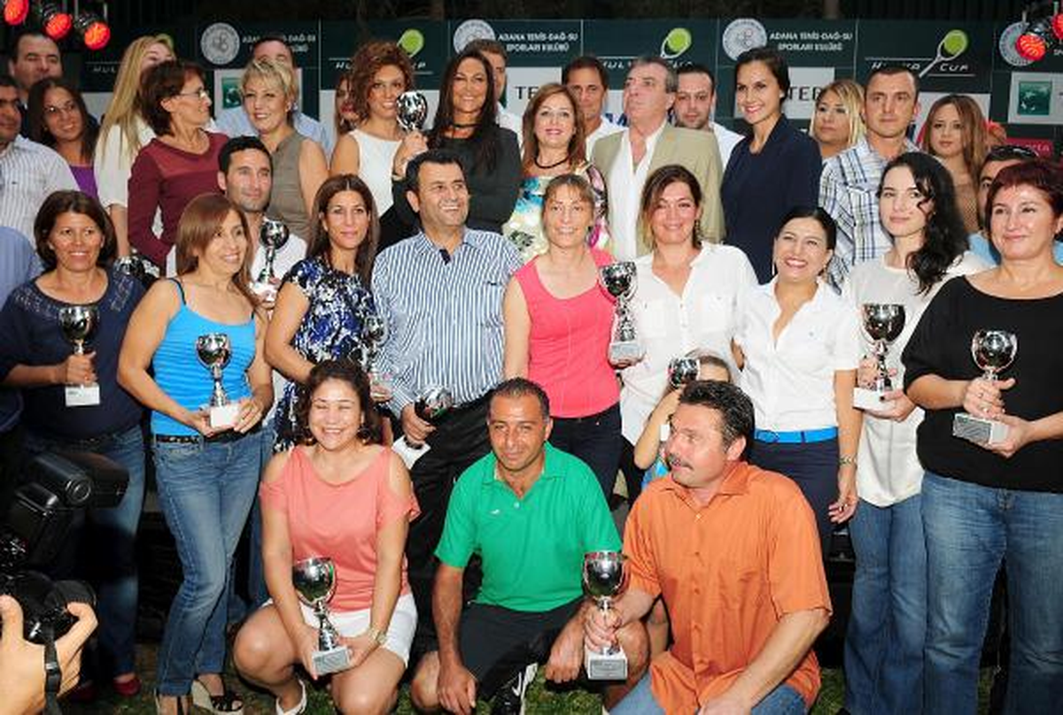 Hülya Cup\'ta Ödüller Dağıtıldı