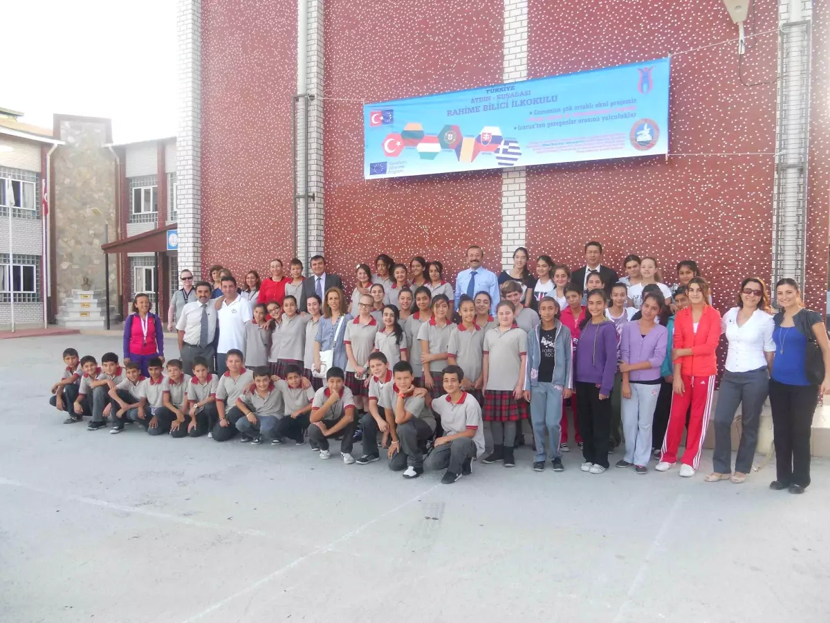 Kuşadası Rahime Bilici İlkokulu Comenius Projesinde