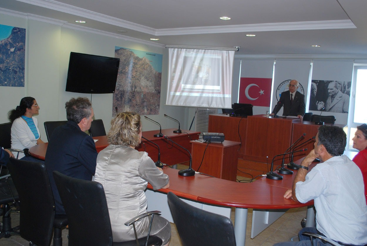 Mudanya Kent Konseyi Olağan Genel Kurulu 10 Kişi ile Yapıldı