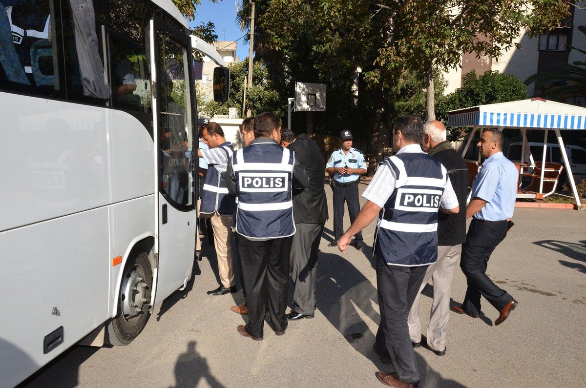Osmaniye Polisinden 4 İlde "Fuhuş Çetesi" Operasyonu