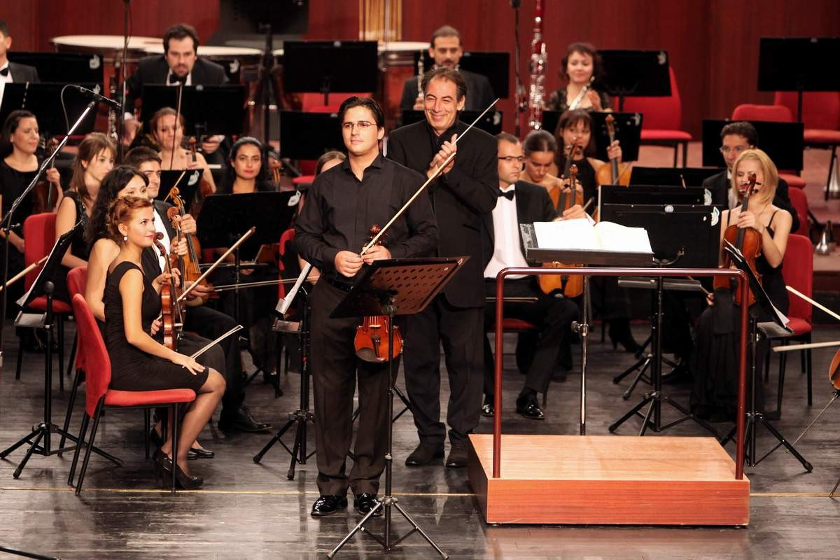 Senfoni Konserleri Devam Ediyor