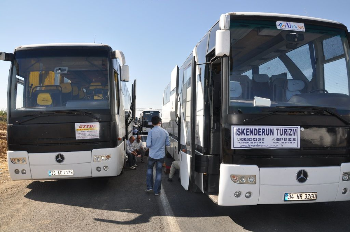 Suudi Arabistan Sınırından Geri Çevrilen Türk Hacı Adayları