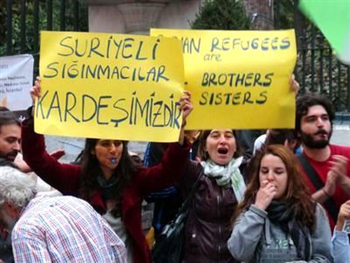 Taksim\'de Suriye Protestosu