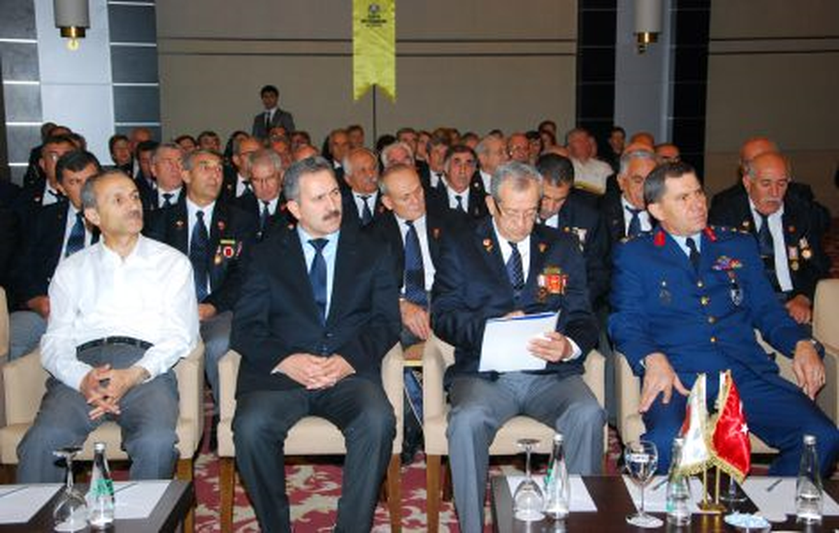 Türkiye\'nin Gazileri Konya\'da Buluştu
