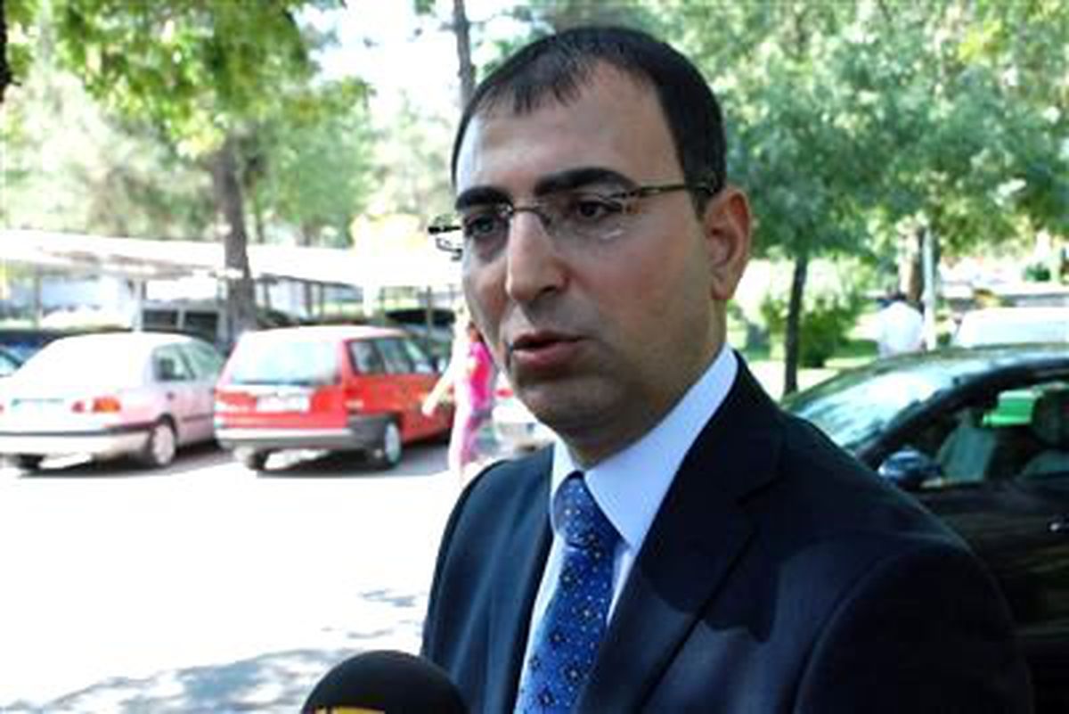 Vali Toprak, Ergani'de İncelemelerde Bulundu