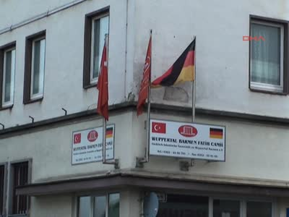 Wuppertal Sibel\'e Ağladı