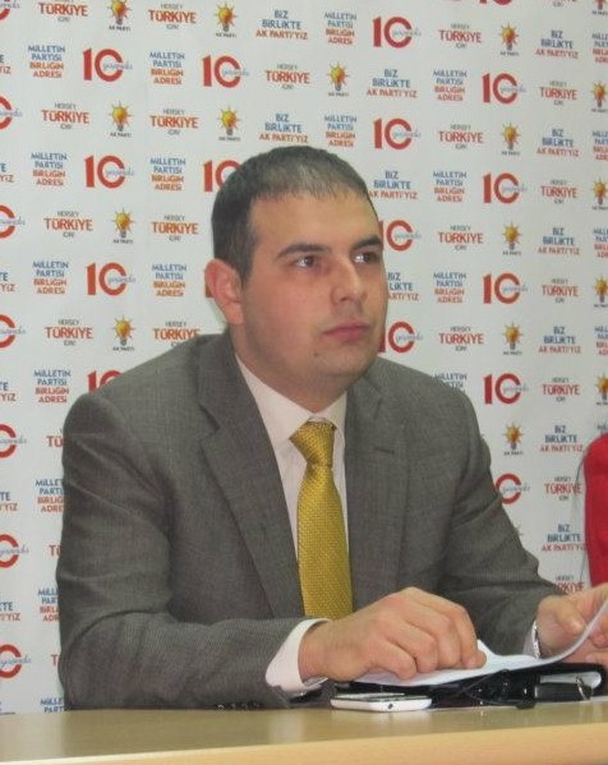AK Parti Gençlik Kolları\'ndan 18 Yaş Değerlendirmesi
