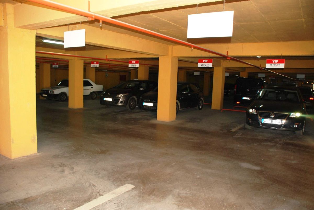 Belediye Otoparkında Yarım Saatlik Park Ücretsiz