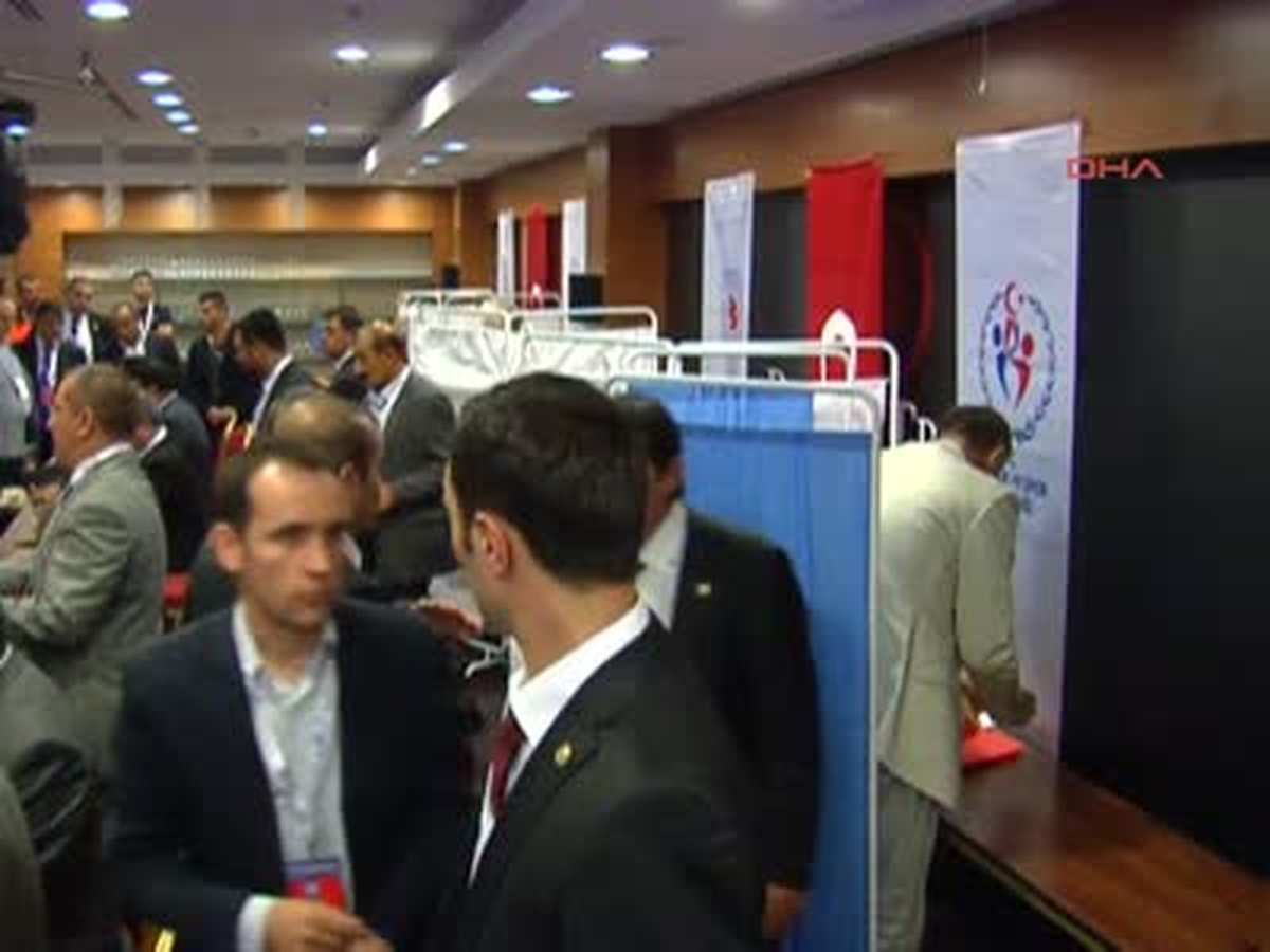 Boks Federasyonu Olağen Genel Kurulunda Divan Başkanı Oy Kullanmayı Durdurdu