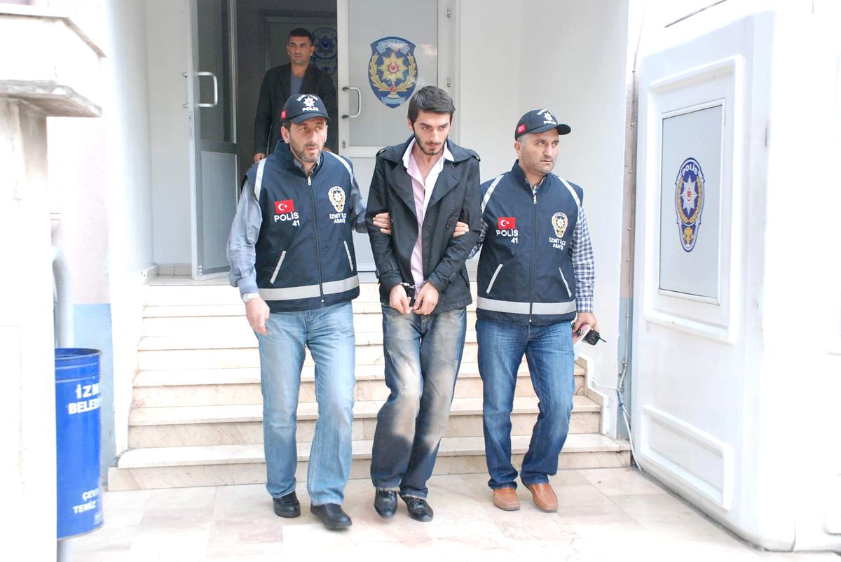 Eski Eniştesini Bıçakladı