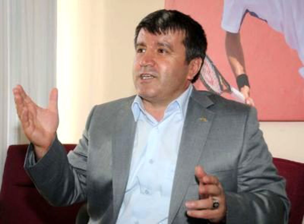 Güreş Federasyonu Başkanı Çeker Adaylıktan Çekildi