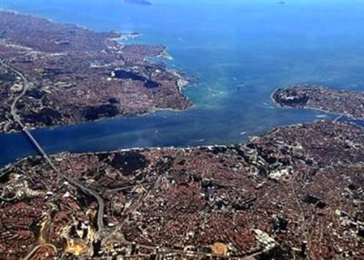 Haliç\'e Boğaz\'dan Cansuyu